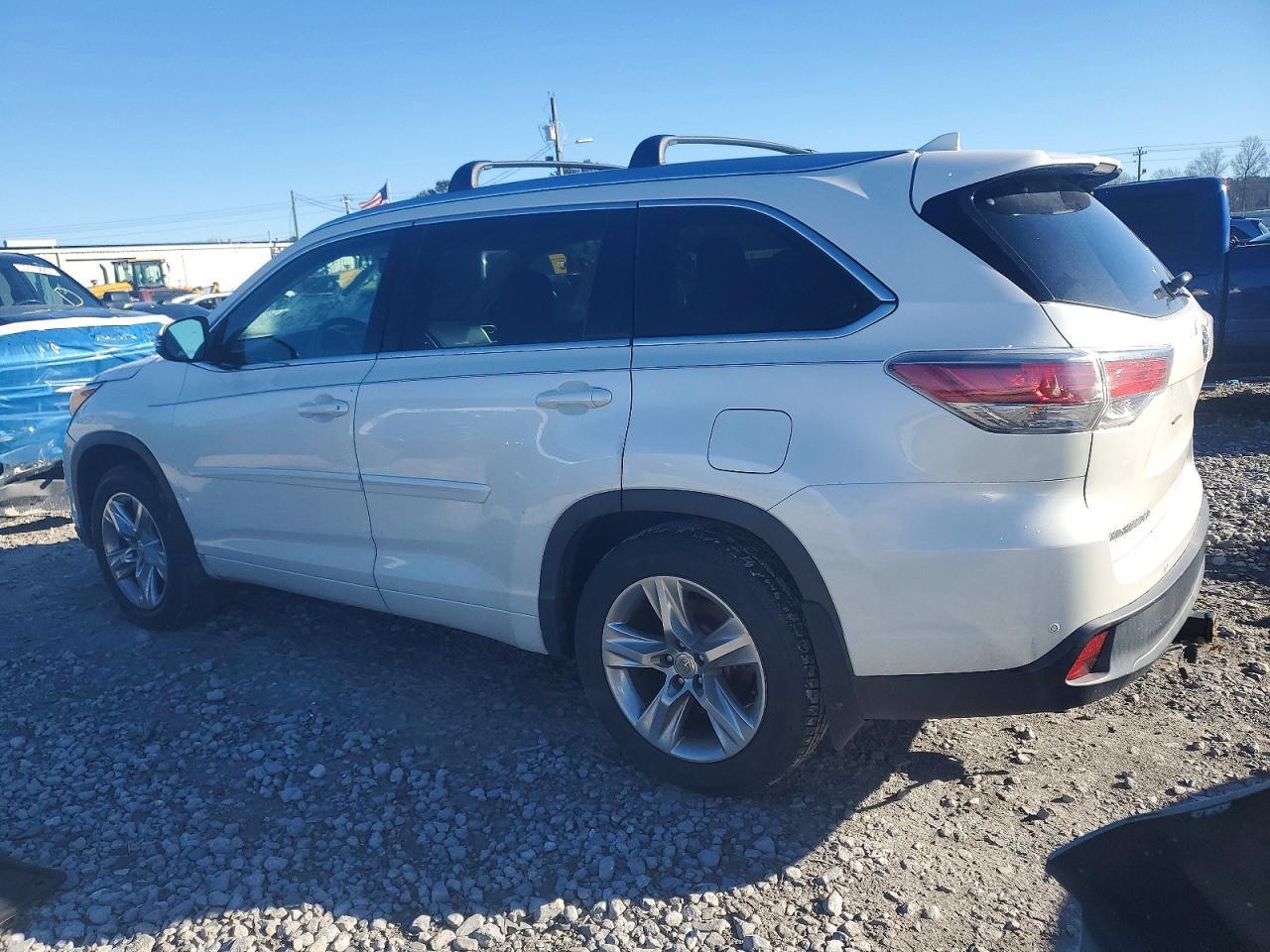 2015 TOYOTA HIGHLANDER