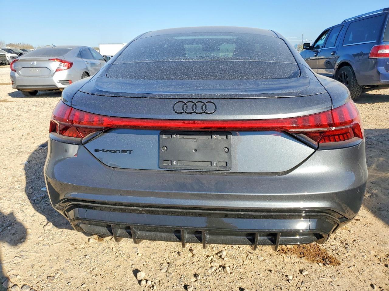 2022 AUDI e-tron GT
