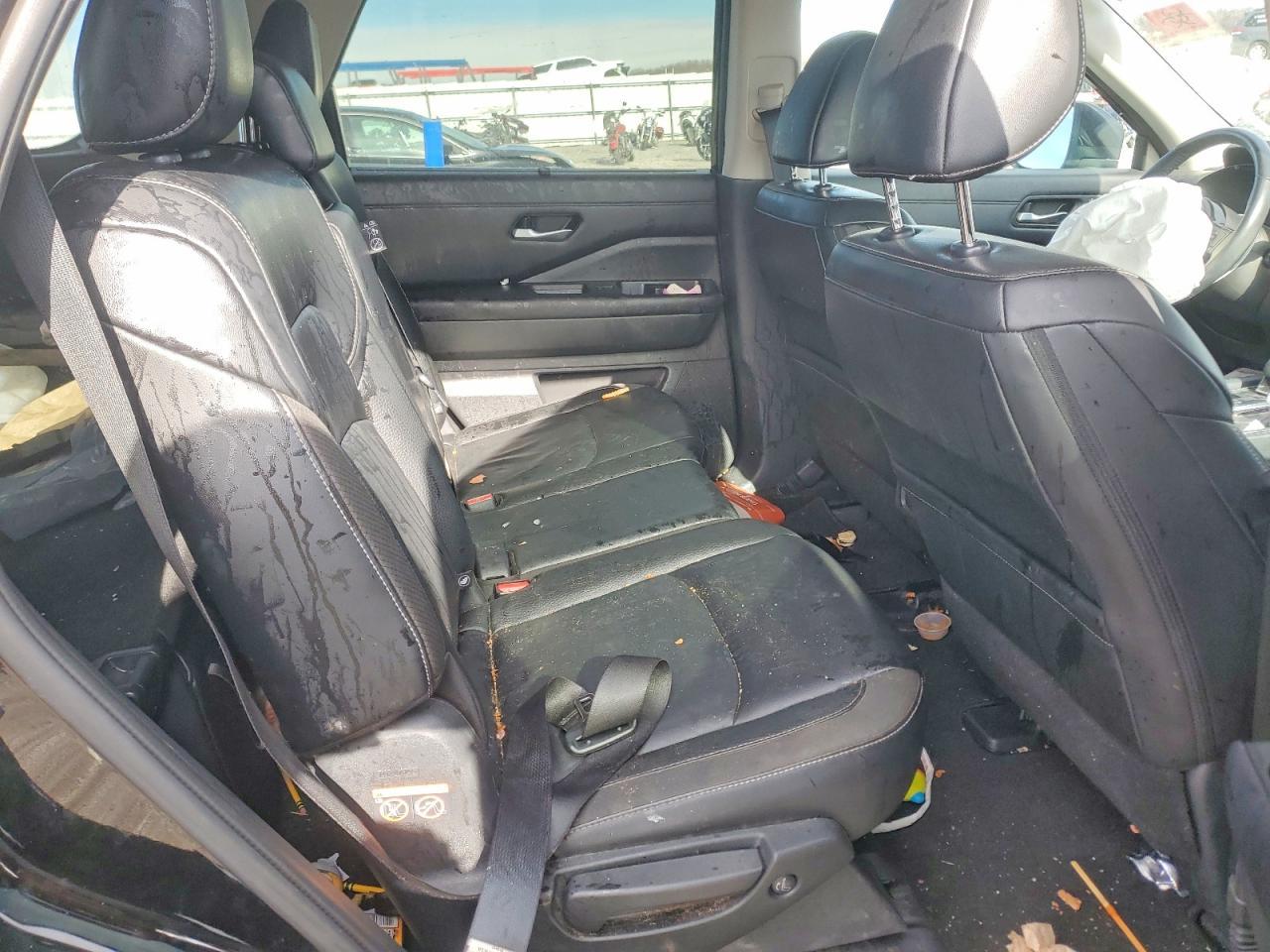 2024 NISSAN PATHFINDER