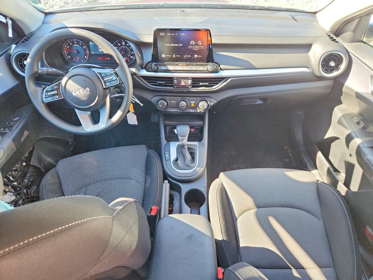 2024 KIA FORTE
