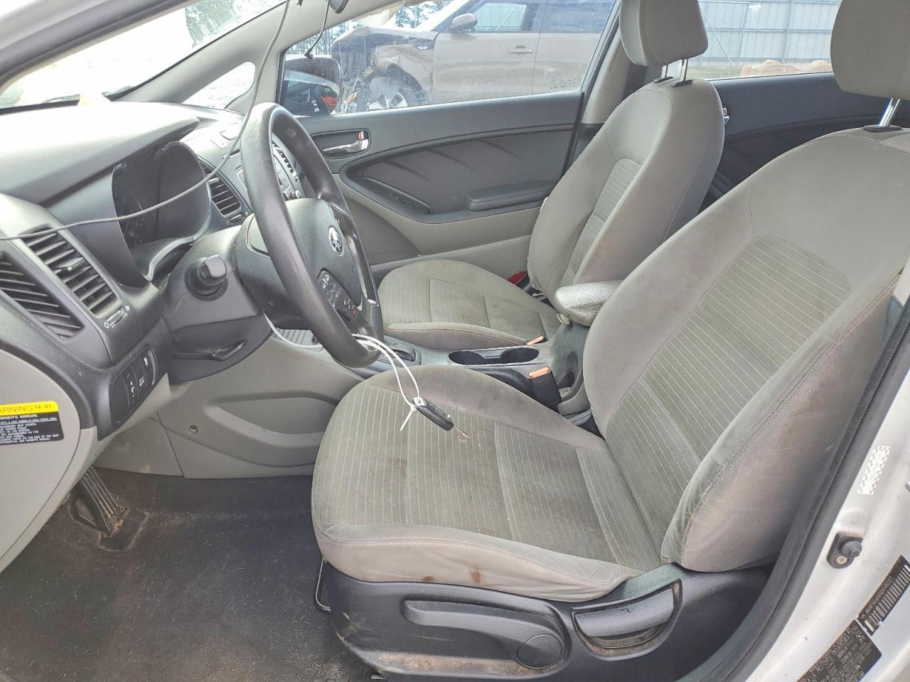 2016 KIA FORTE