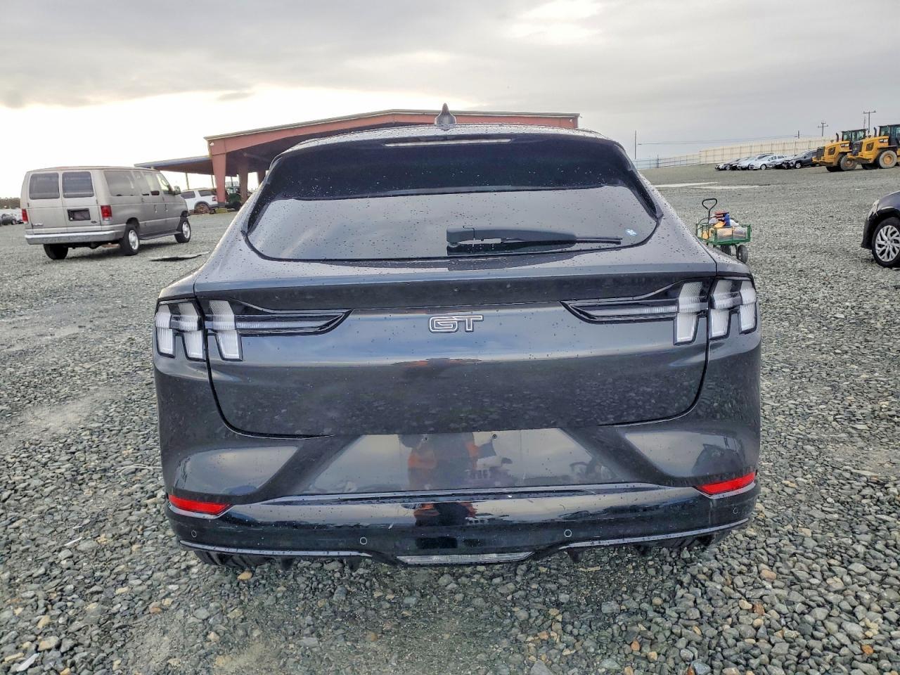 2021 FORD Mustang Mach-E