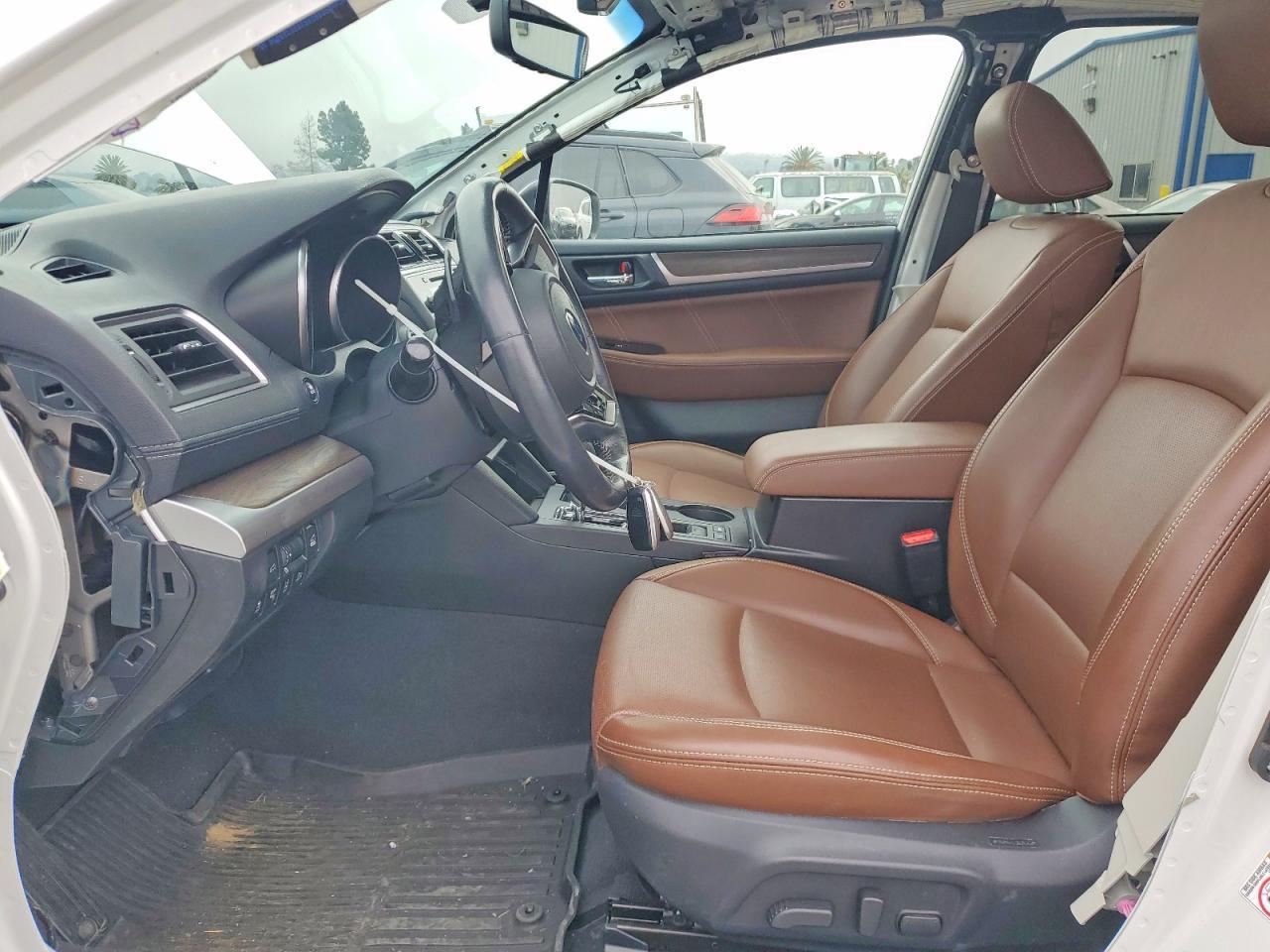 2019 SUBARU Outback