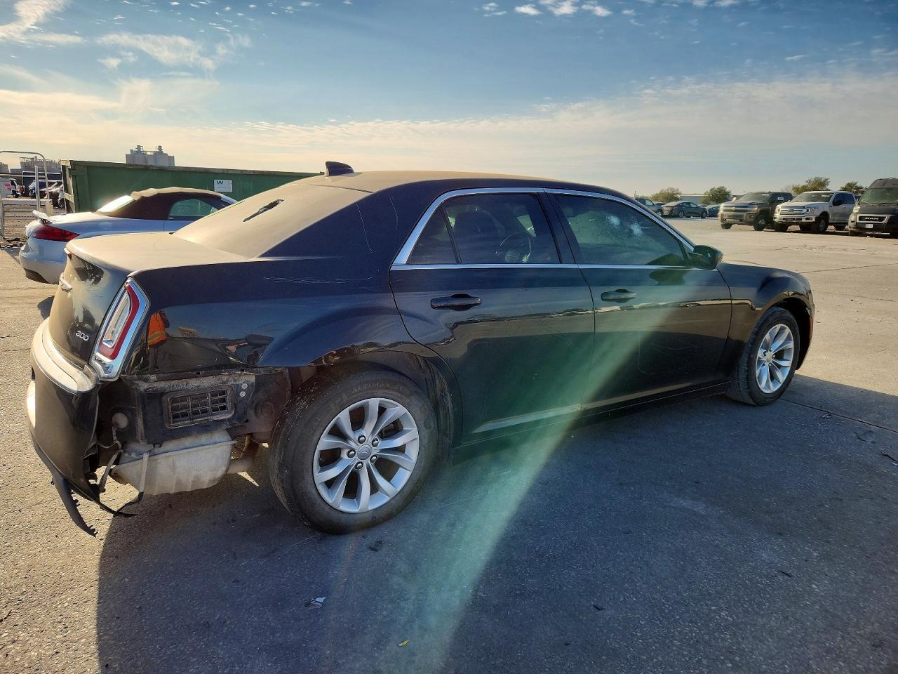 2015 CHRYSLER 300