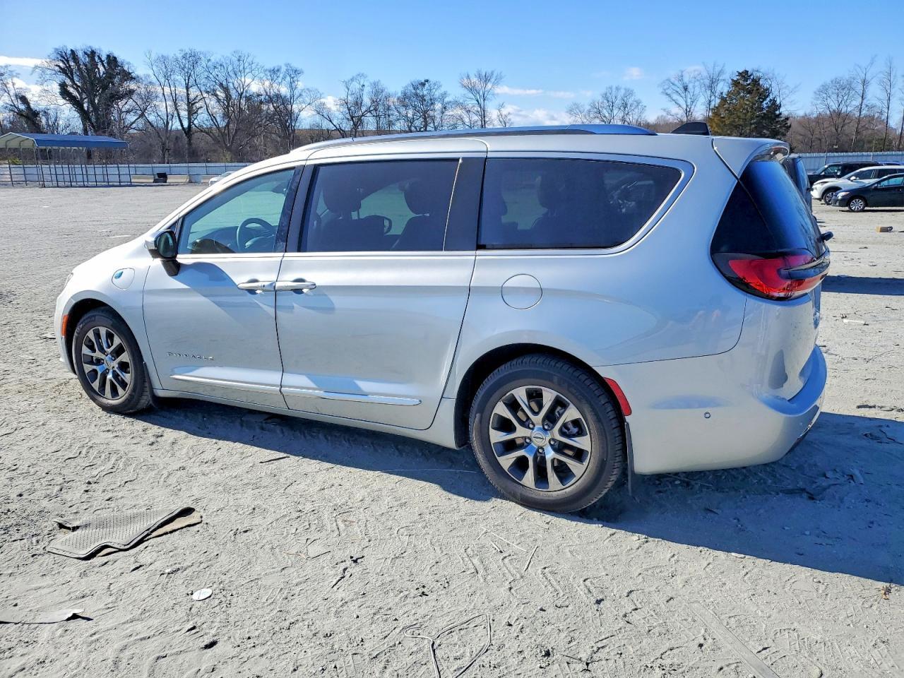 2023 CHRYSLER Pacifica