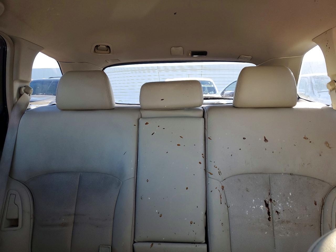 2013 SUBARU Outback