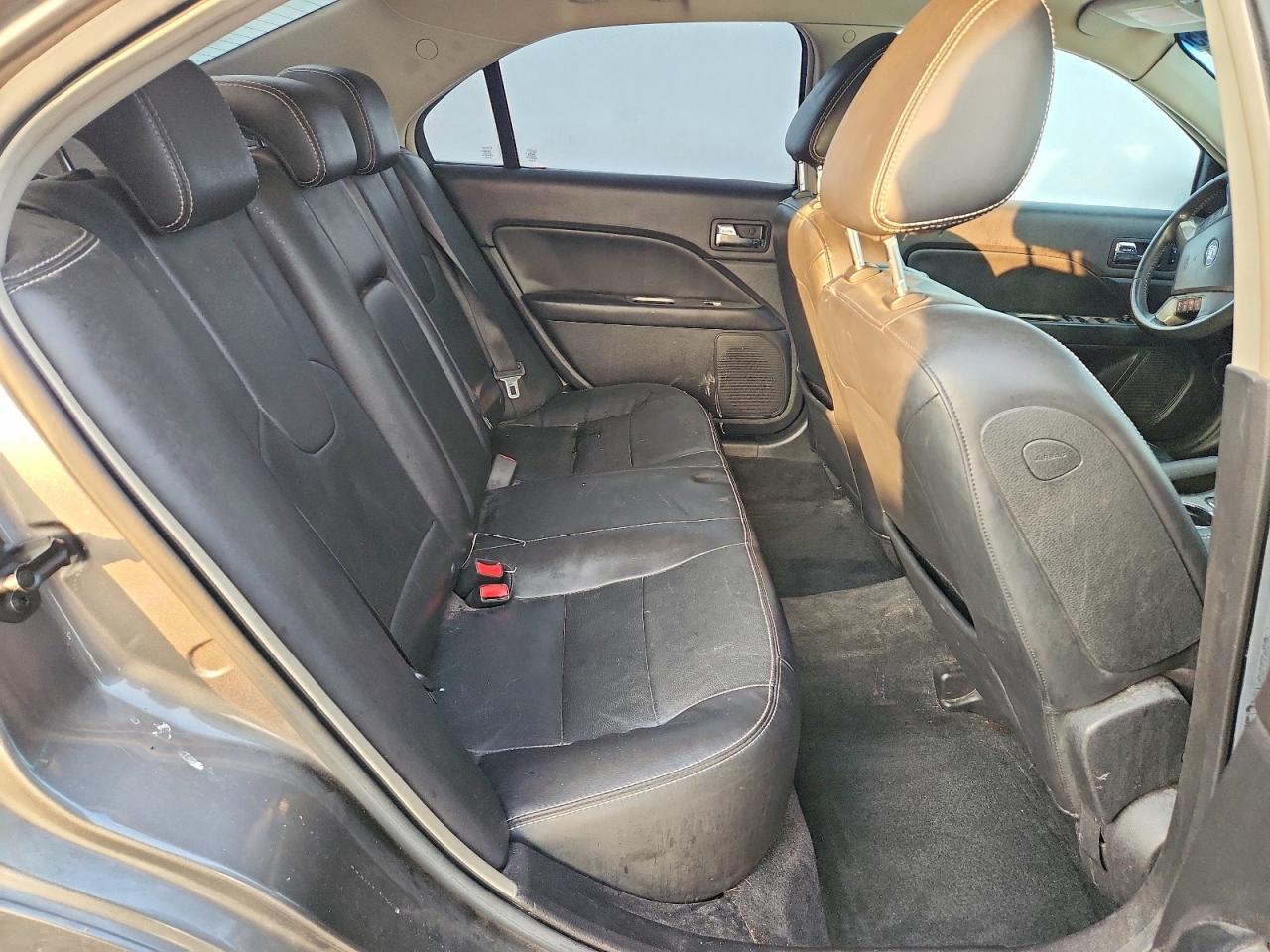 2010 FORD FUSION
