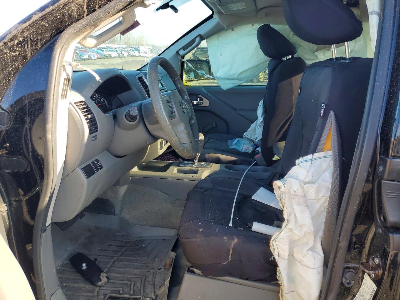 2016 NISSAN Frontier