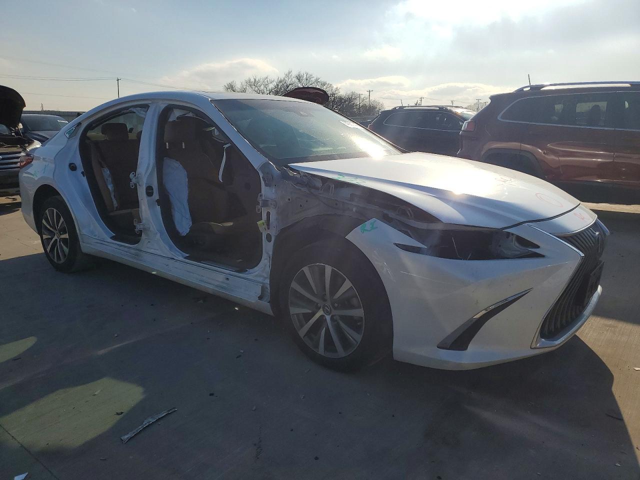 2021 LEXUS ES 250
