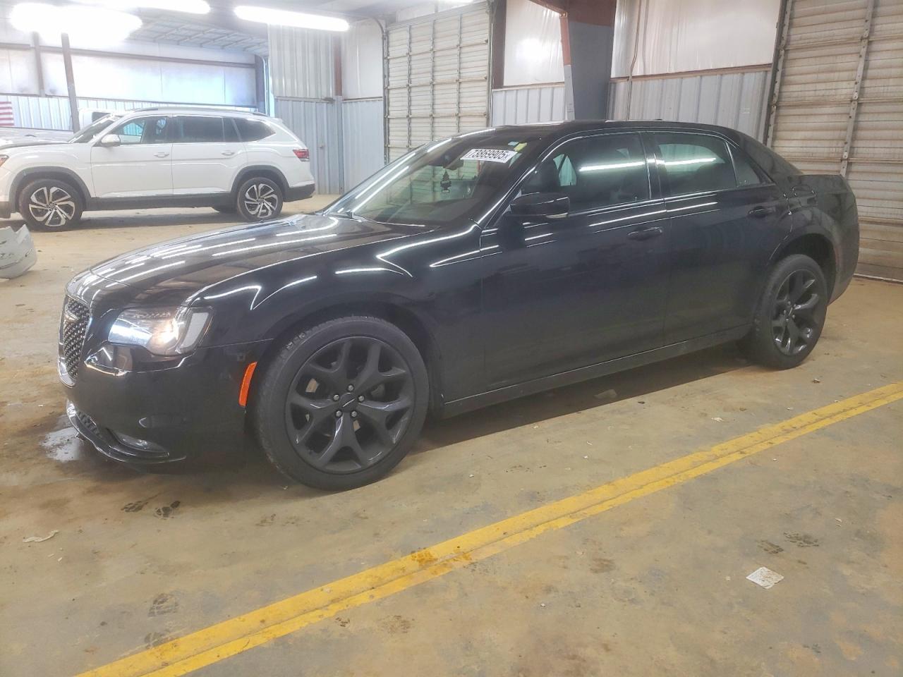 2022 CHRYSLER 300