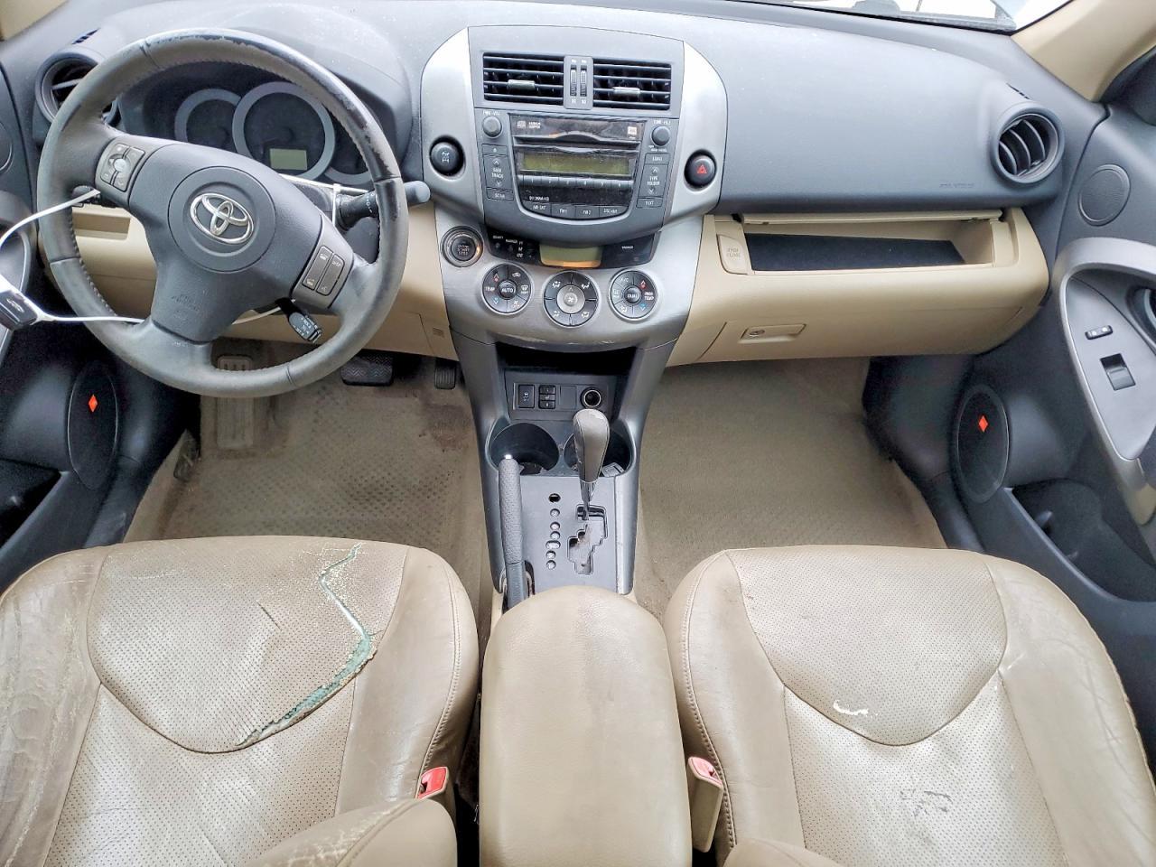 2011 TOYOTA RAV4