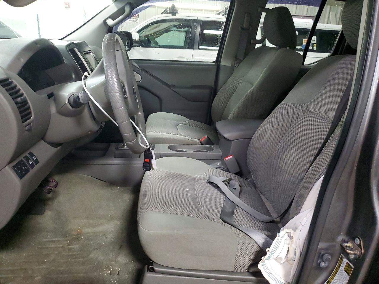 2016 NISSAN Frontier