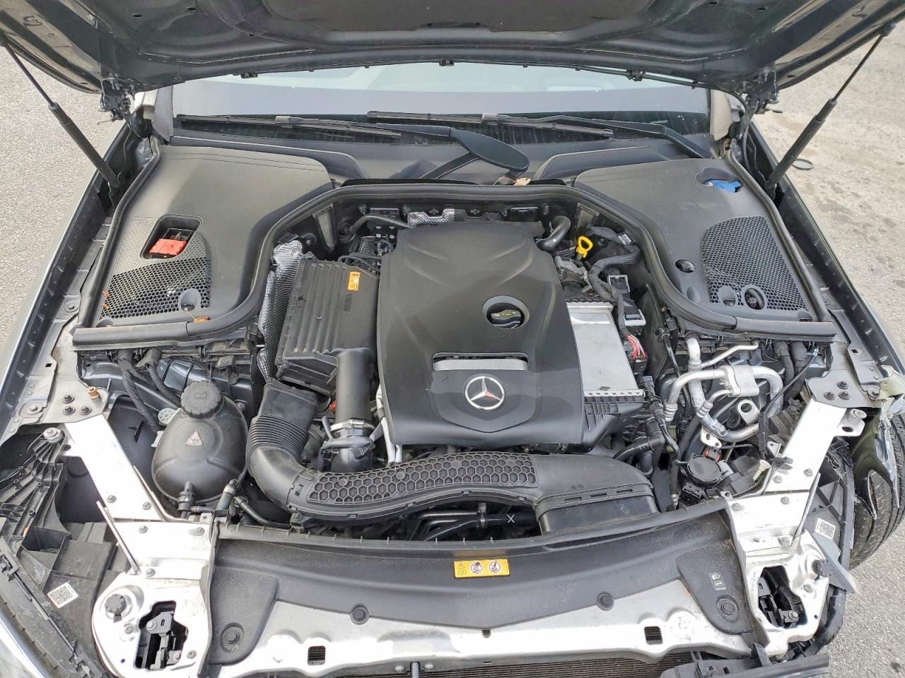 2017 MERCEDES-BENZ E-Class