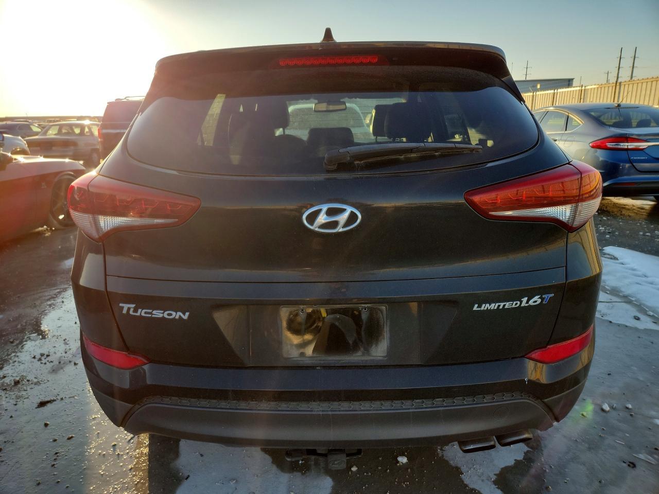 2016 HYUNDAI TUCSON