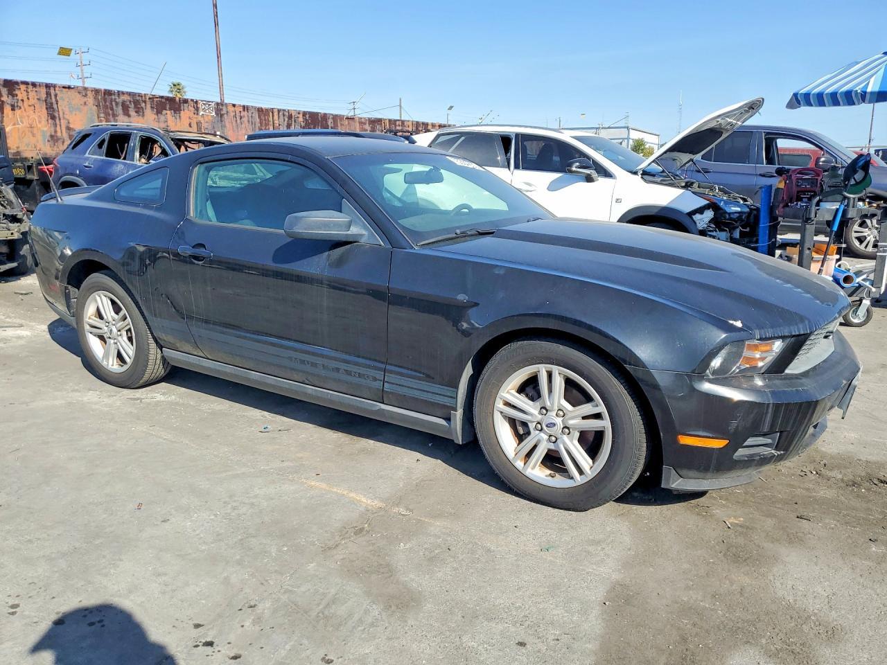 2010 FORD MUSTANG