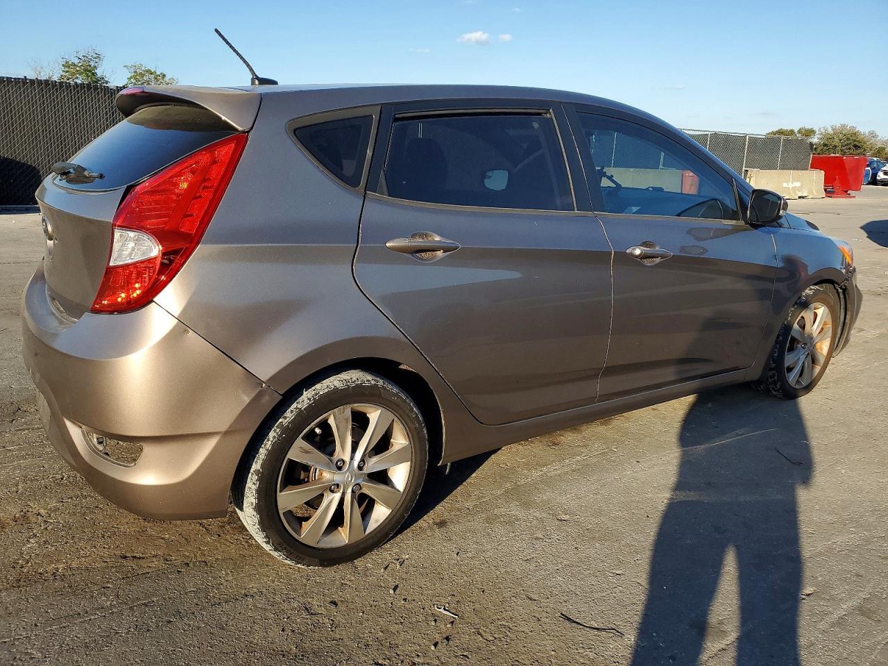2014 HYUNDAI ACCENT