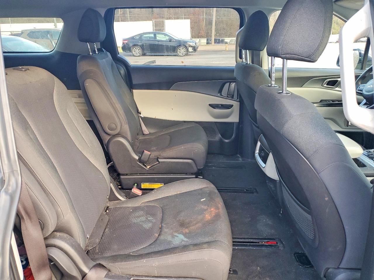 2023 KIA Carnival