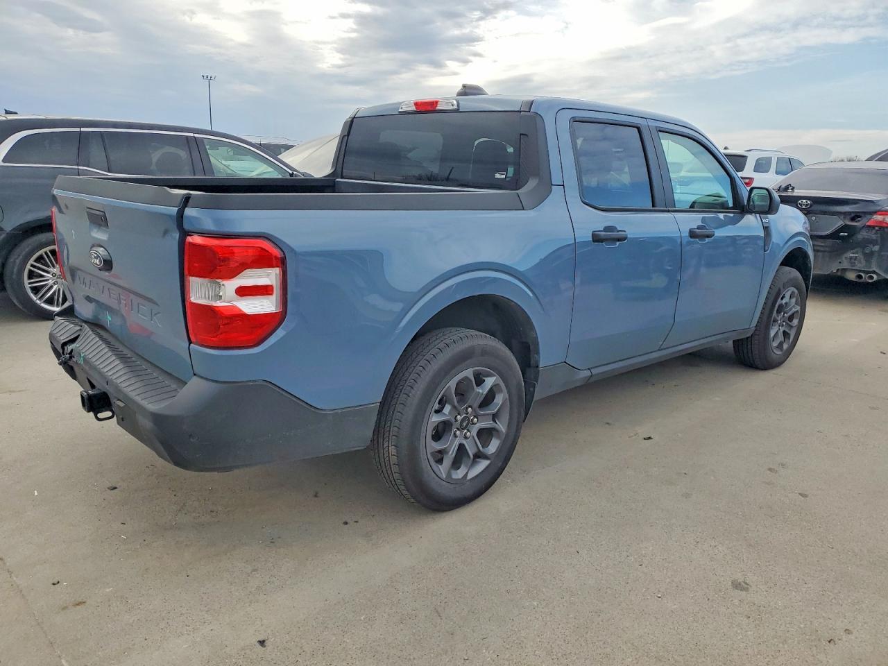2025 FORD Maverick