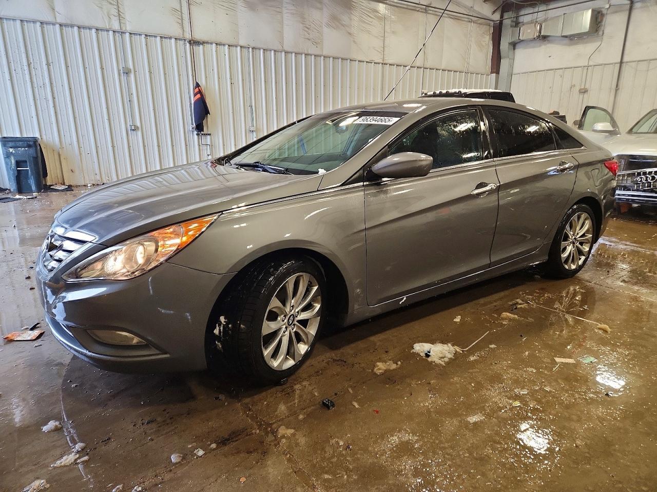 2013 HYUNDAI SONATA