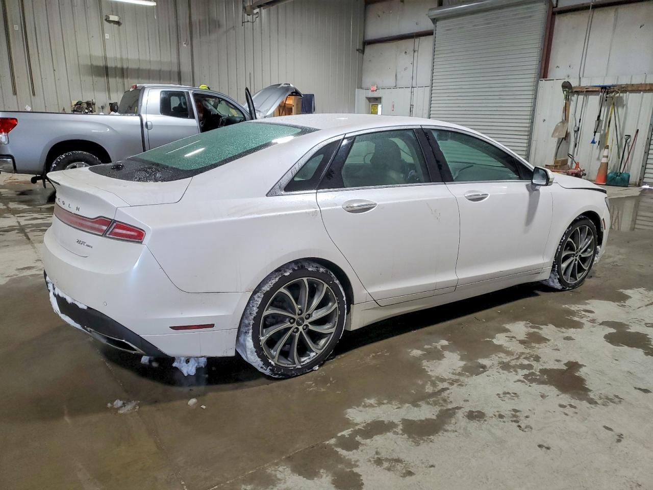 2019 LINCOLN MKZ