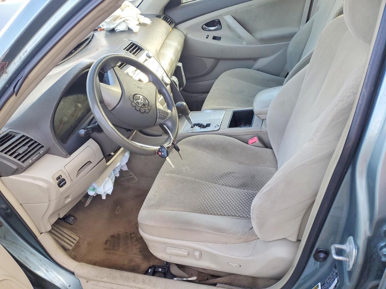2009 TOYOTA CAMRY