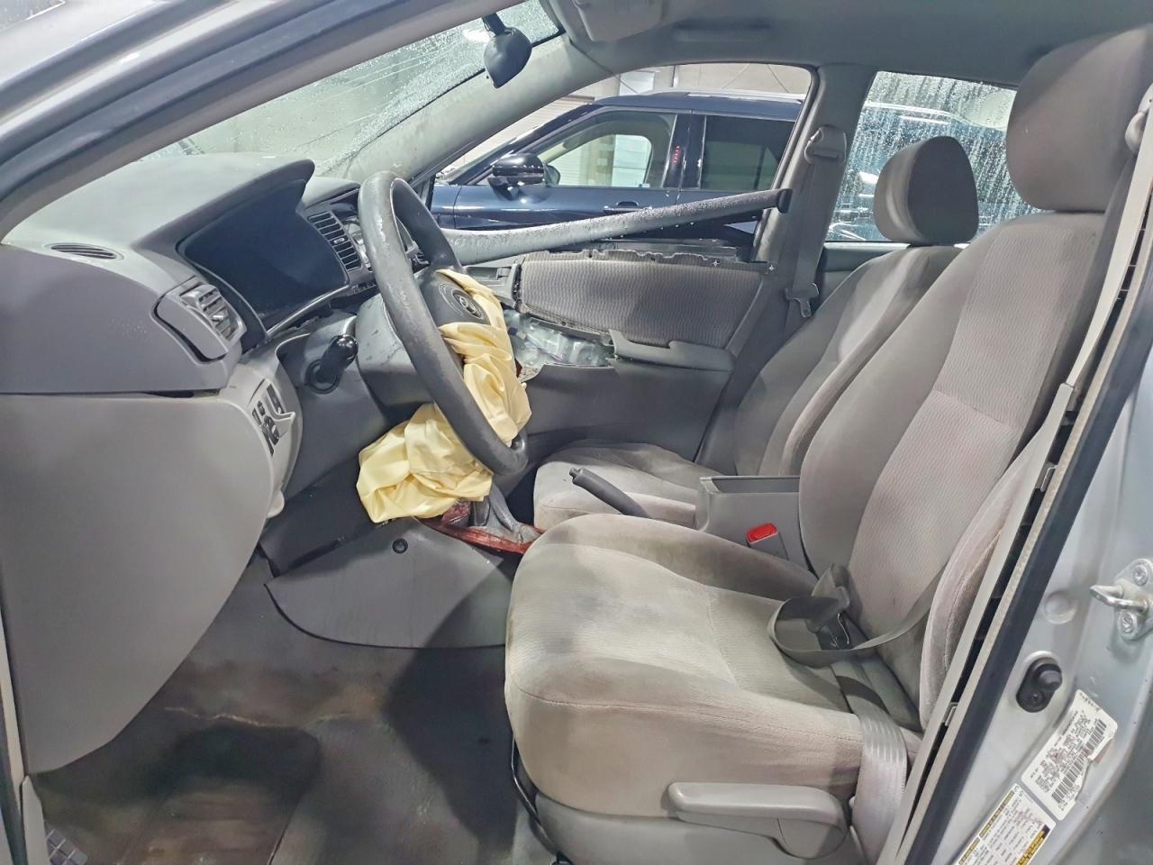 2006 TOYOTA COROLLA