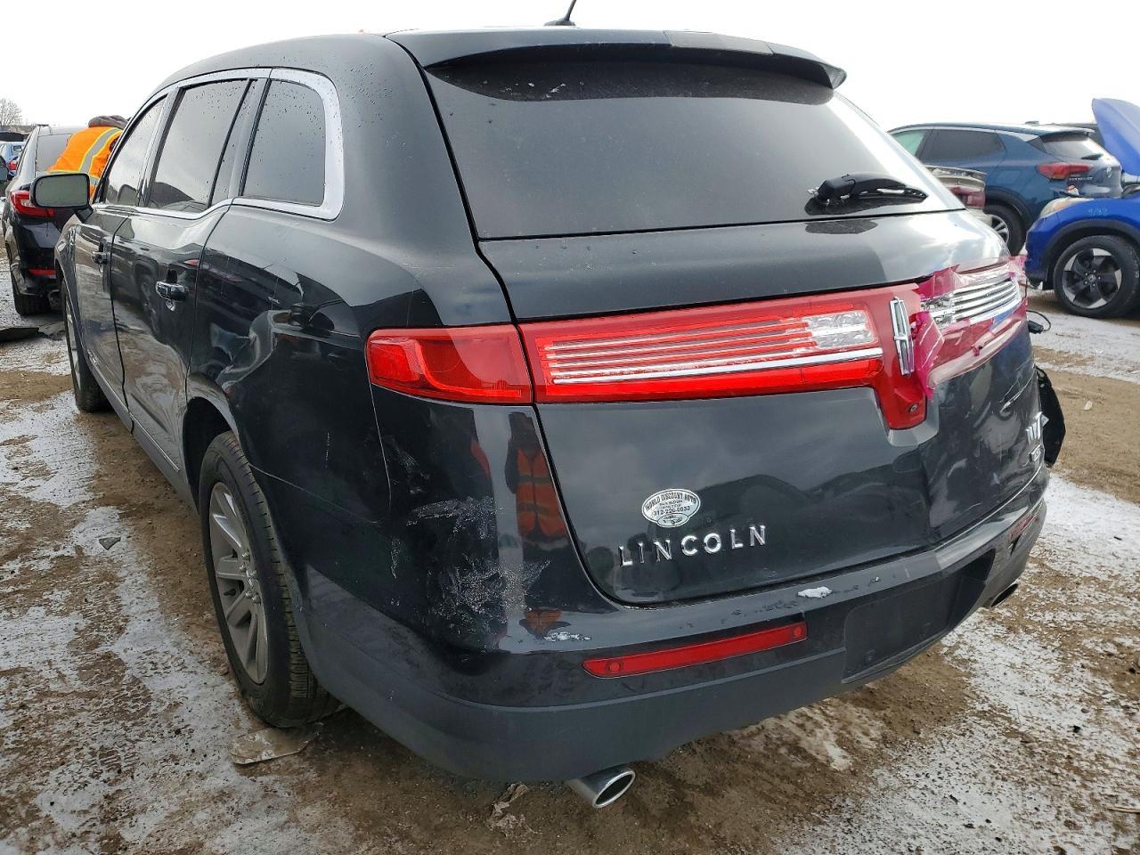 2015 LINCOLN MKT