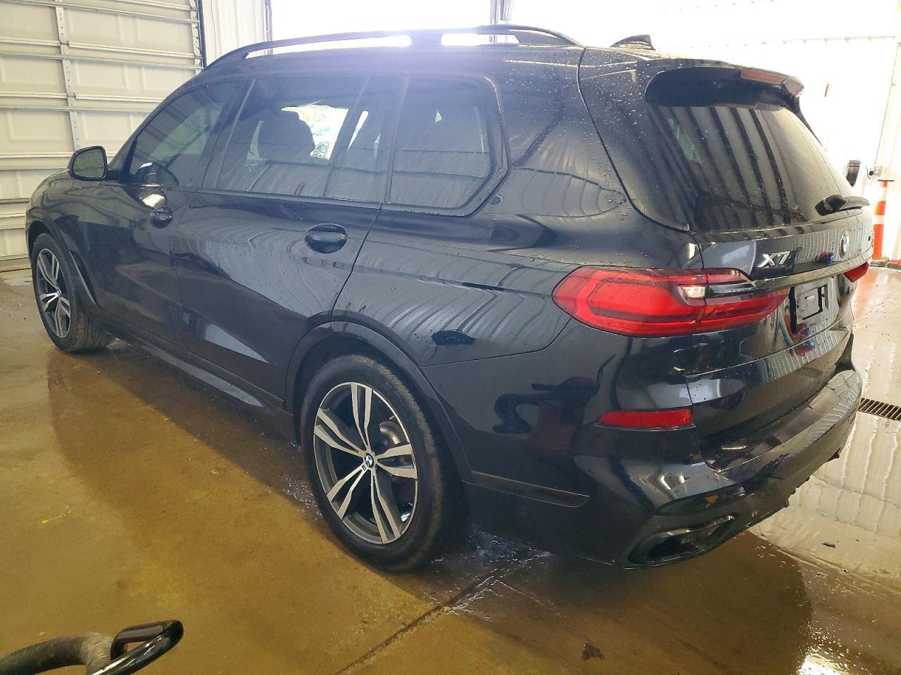 2020 BMW X7