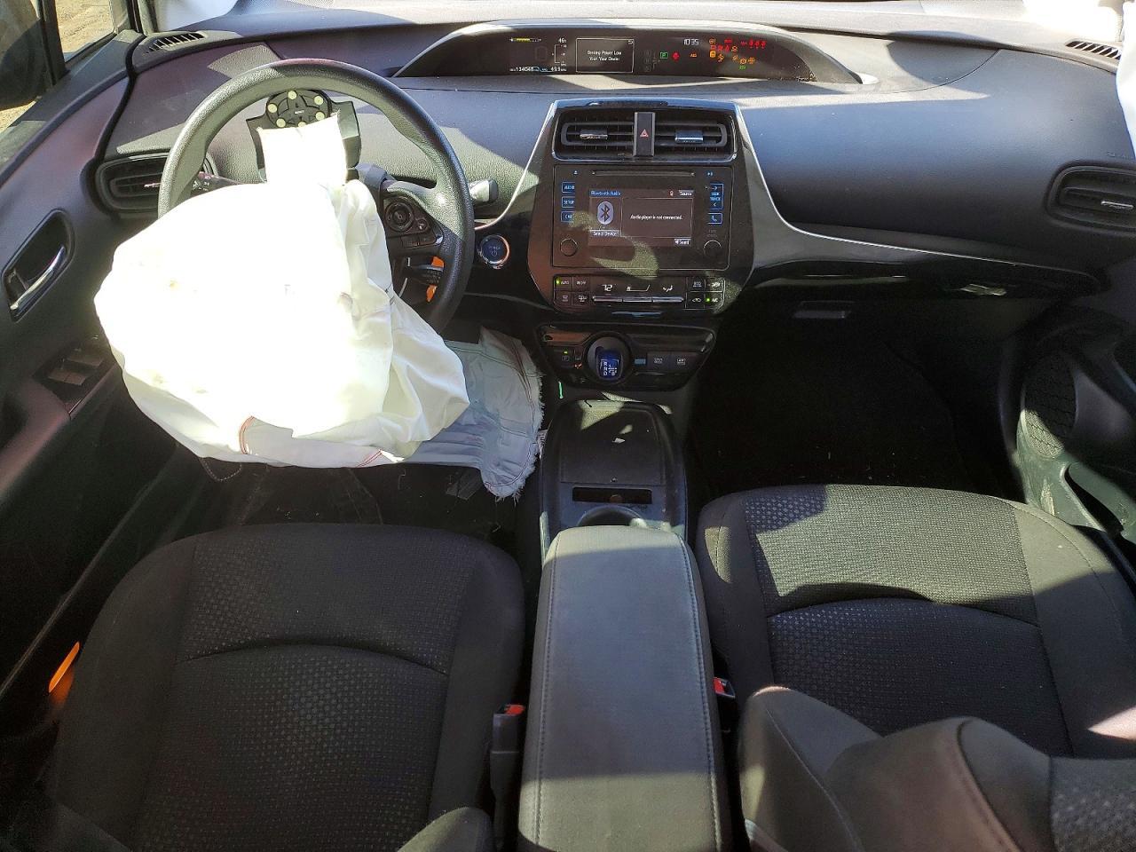 2019 TOYOTA PRIUS
