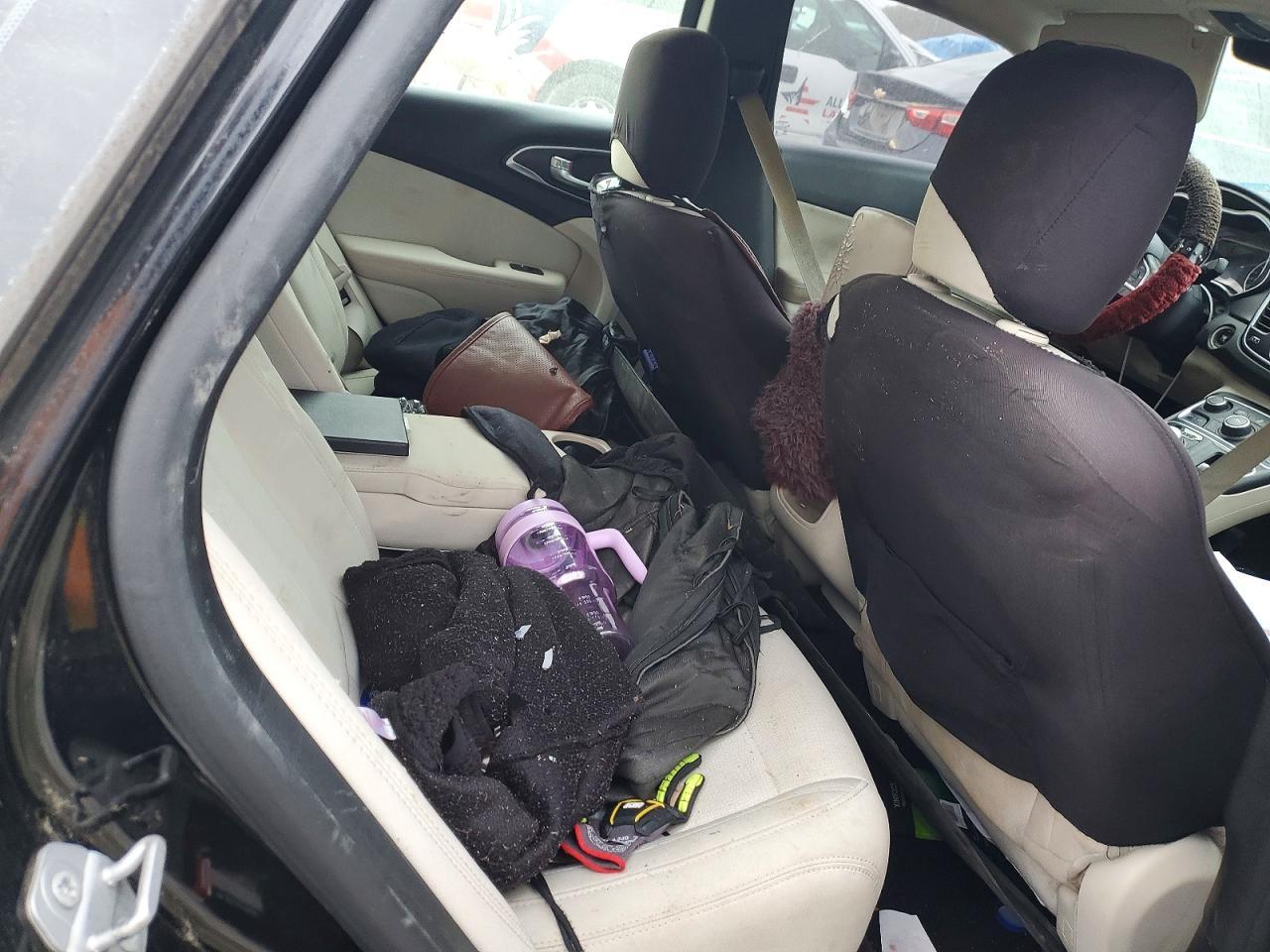 2016 CHRYSLER 200