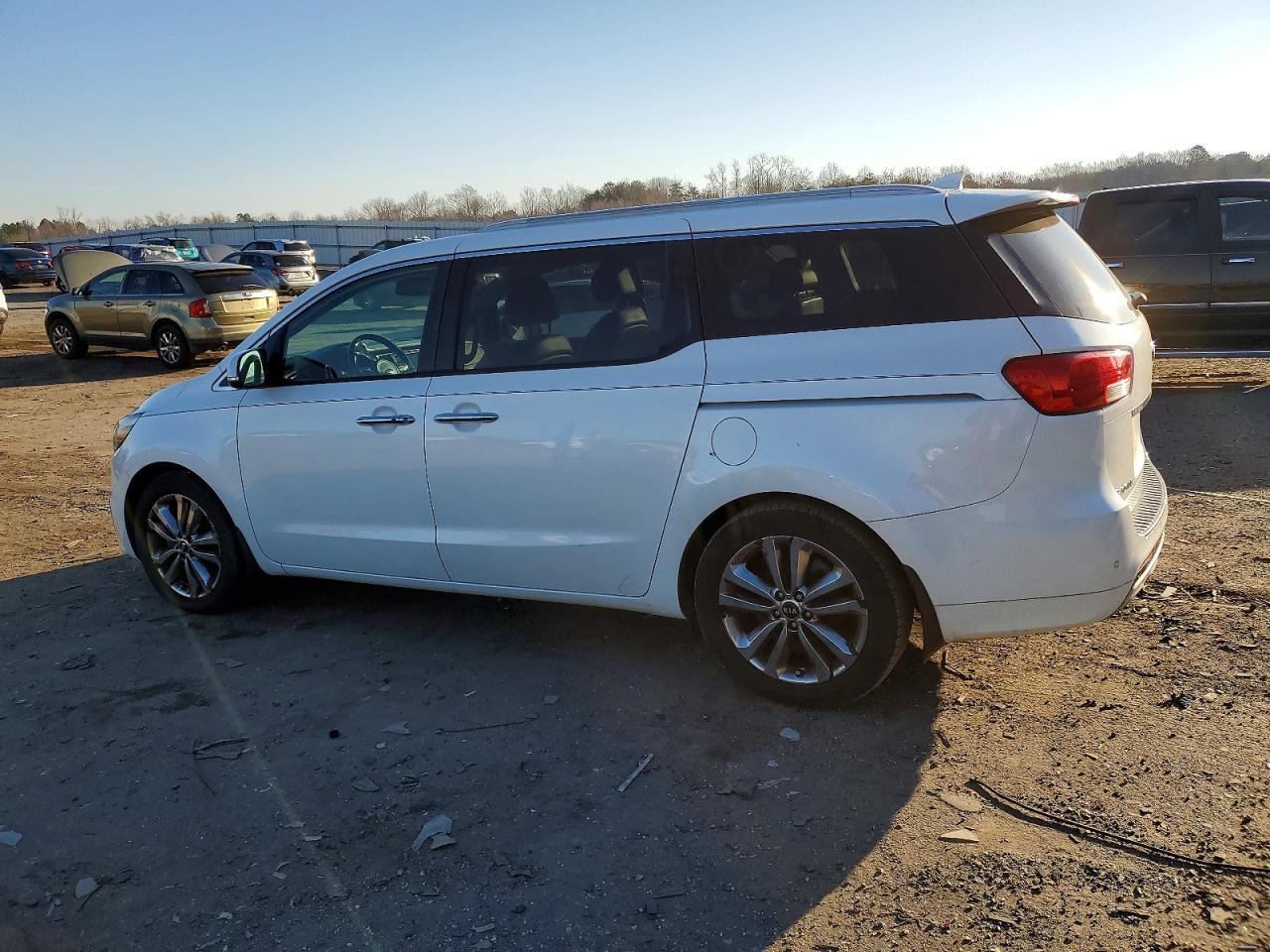 2015 KIA SEDONA