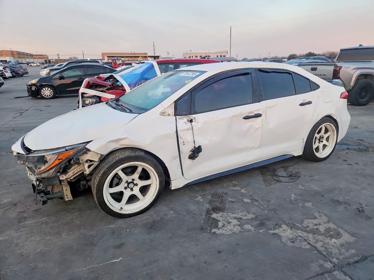 2020 TOYOTA COROLLA