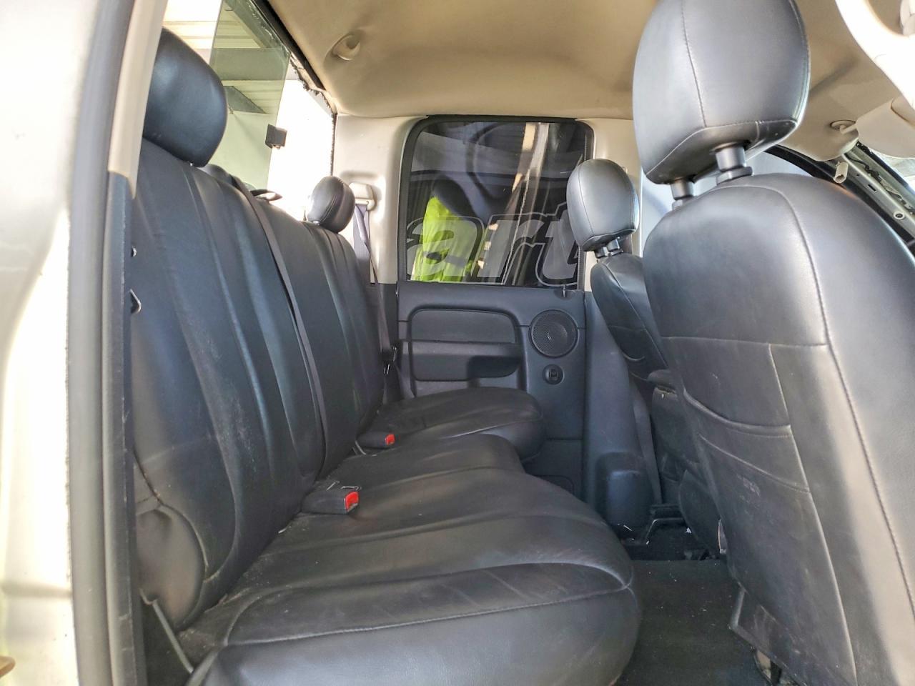 2004 DODGE Ram 2500
