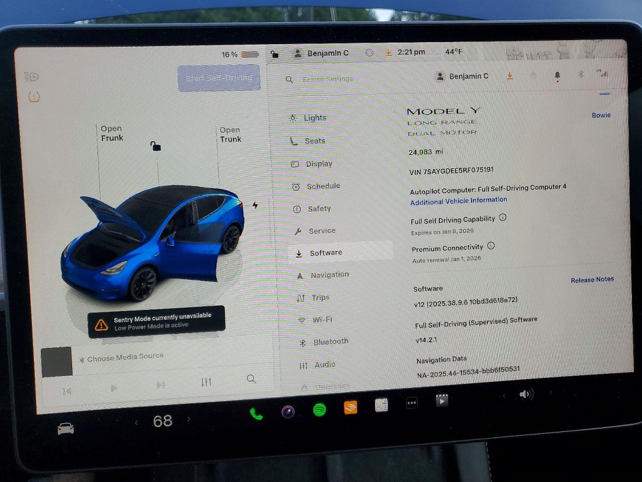 2024 TESLA MODEL Y