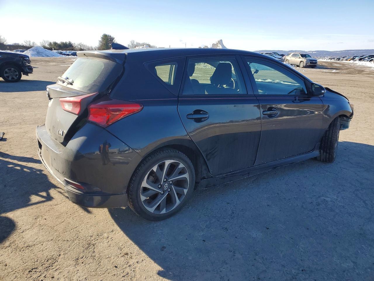 2016 TOYOTA SCION