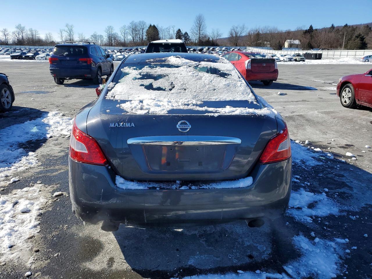 2010 NISSAN Maxima