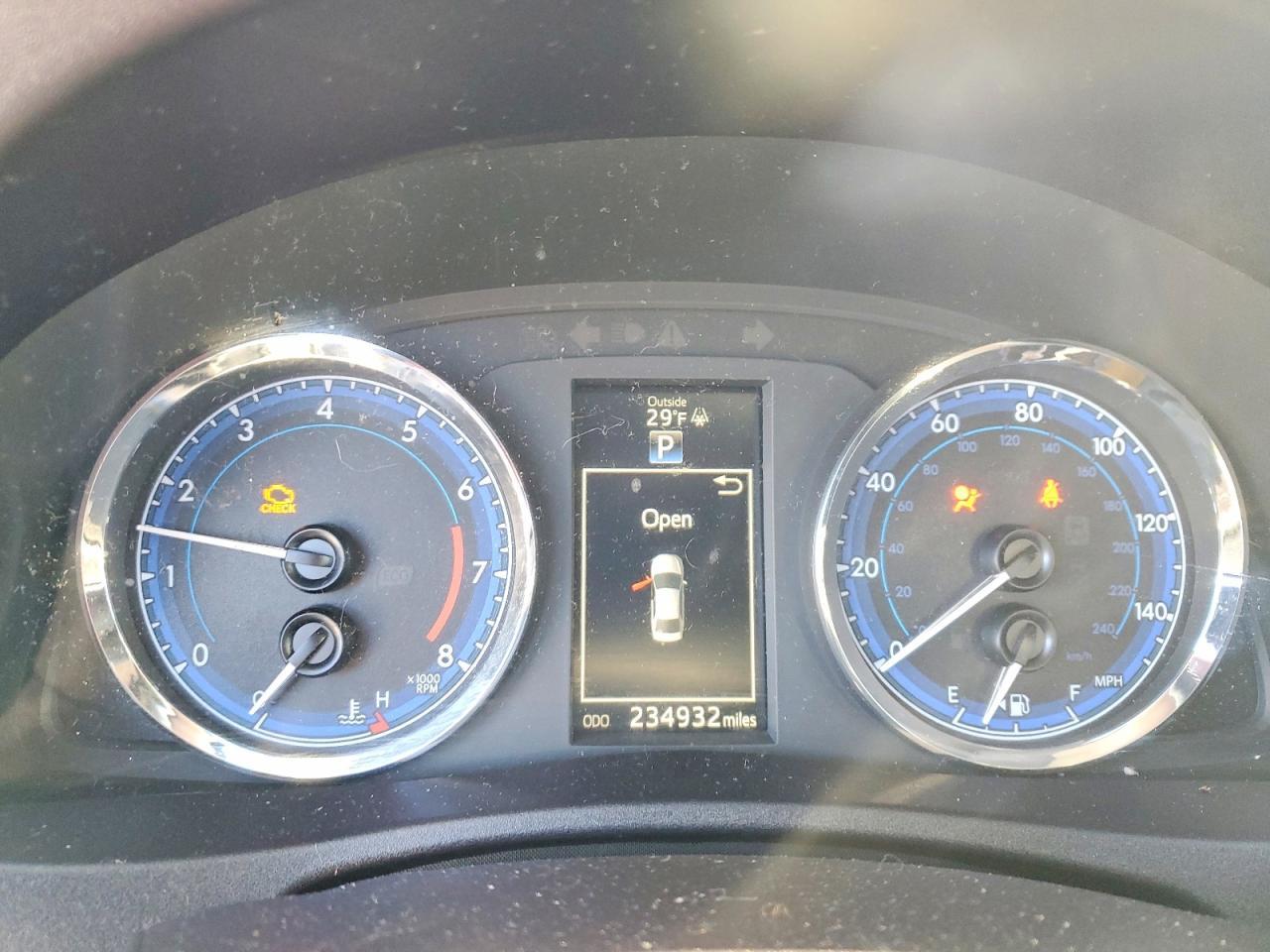2019 TOYOTA COROLLA