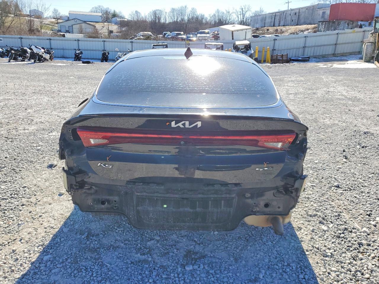 2022 KIA K5