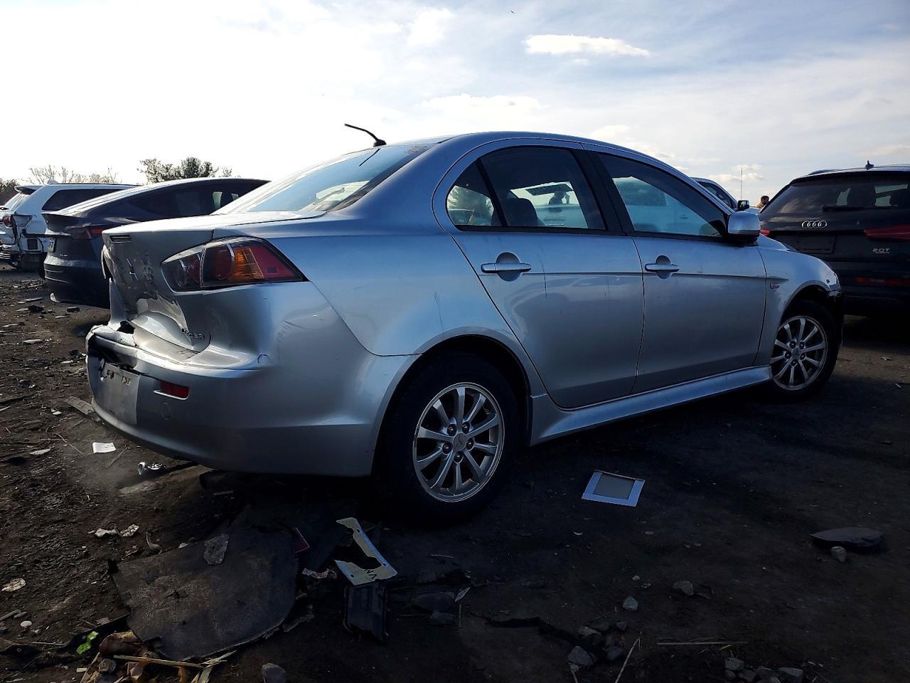 2013 MITSUBISHI LANCER