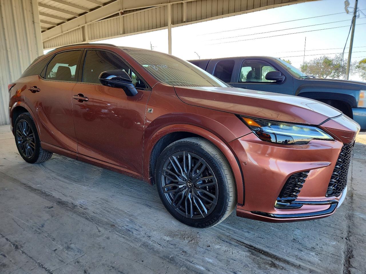 2023 LEXUS RX 500H