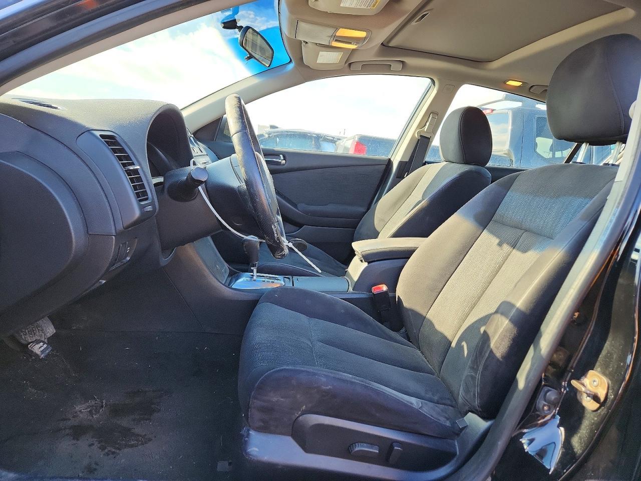 2010 NISSAN ALTIMA