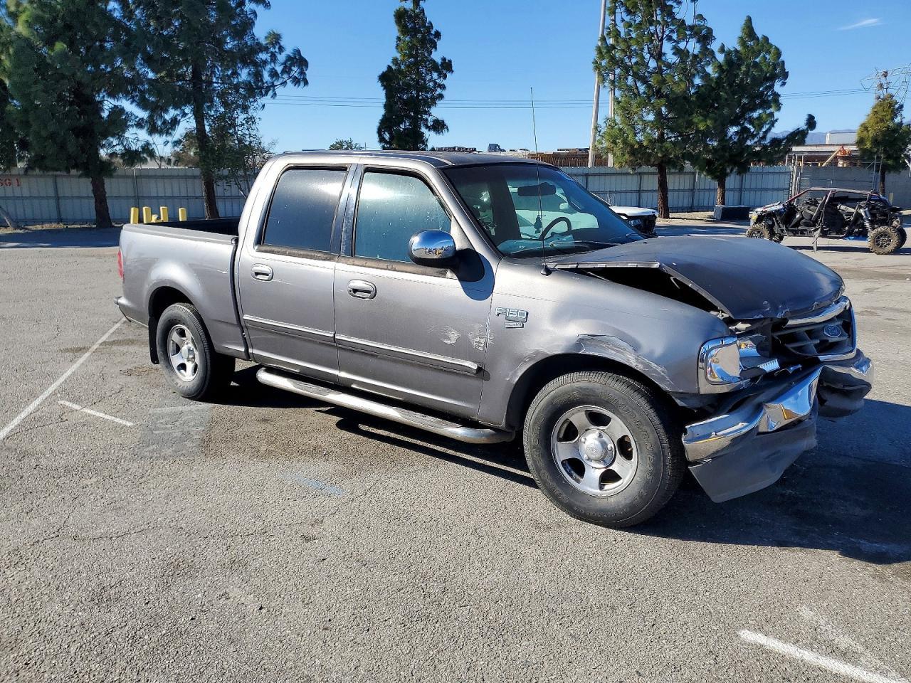 2002 FORD F-150 Lightning