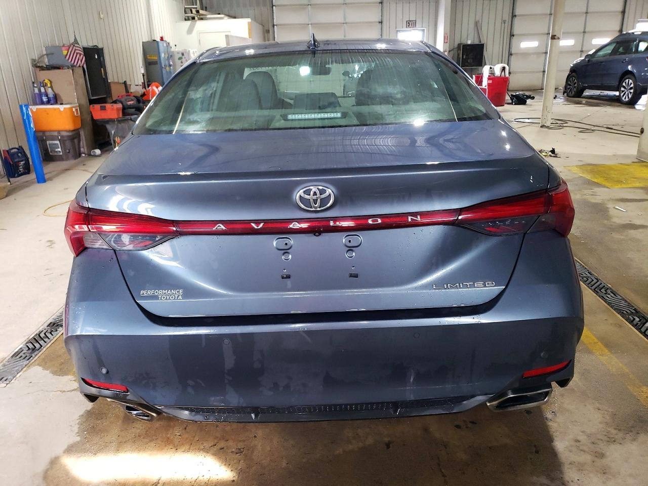 2021 TOYOTA Avalon