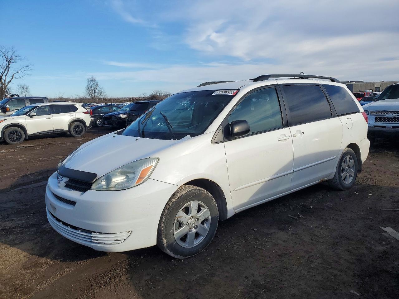 2004 TOYOTA SIENNA