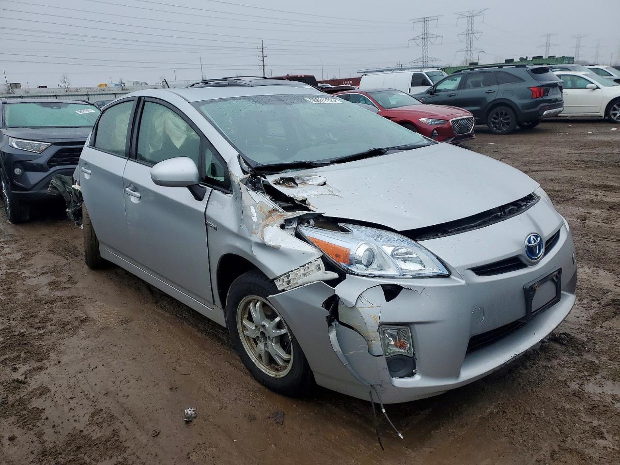 2011 TOYOTA PRIUS