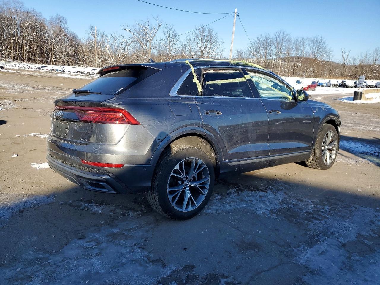 2020 AUDI Q8