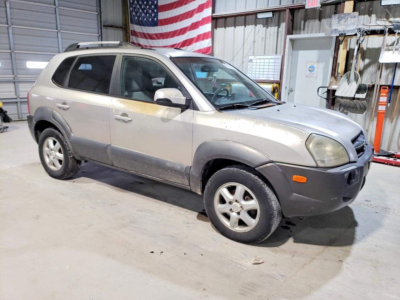 2005 HYUNDAI TUCSON
