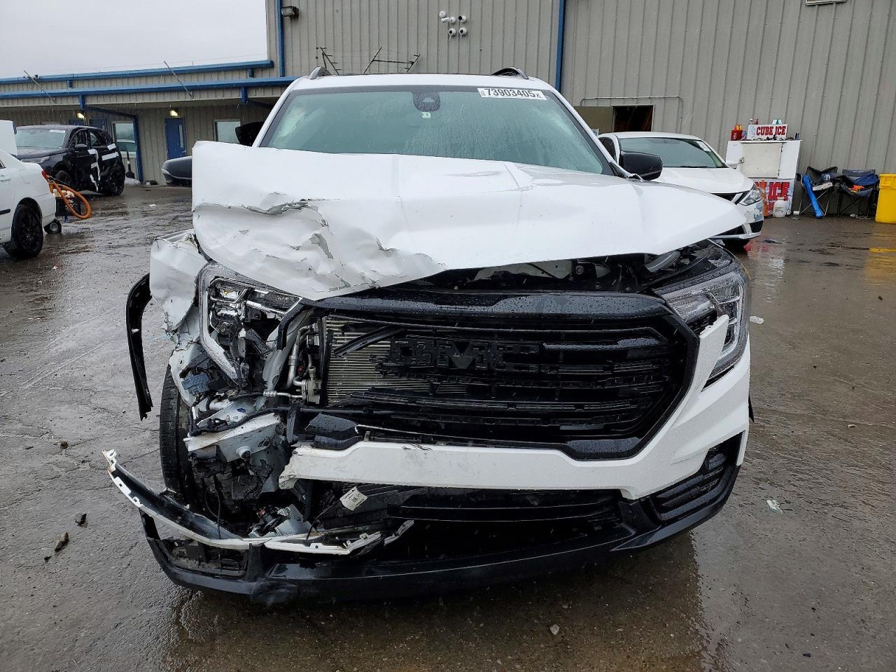 2023 GMC Terrain