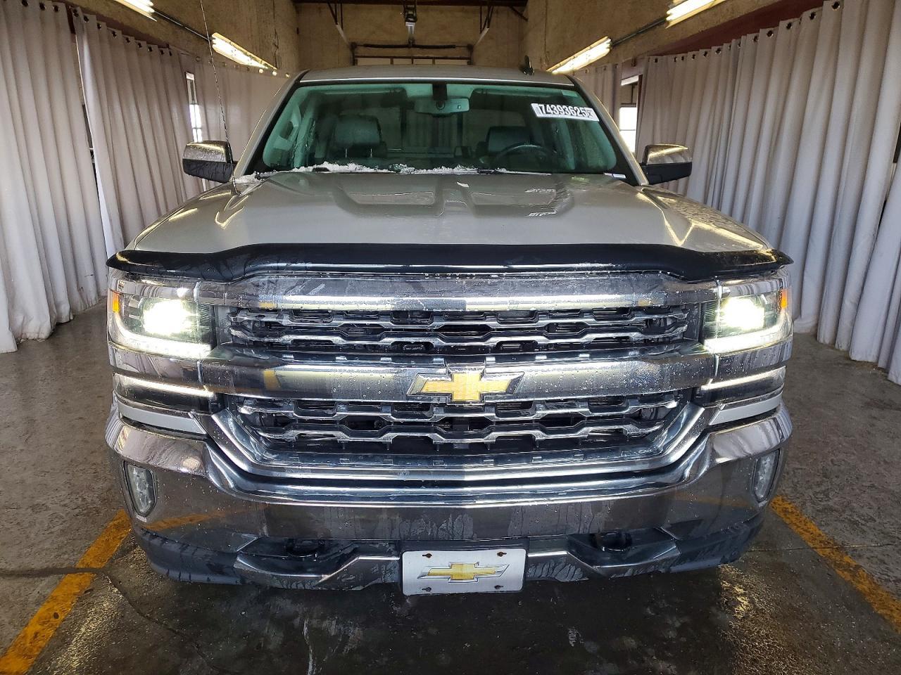 2018 CHEVROLET Silverado