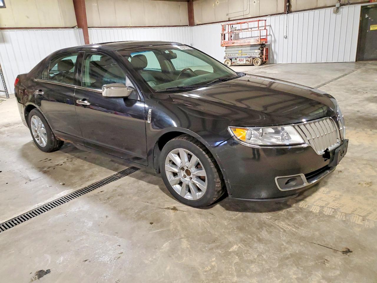 2011 LINCOLN MKZ